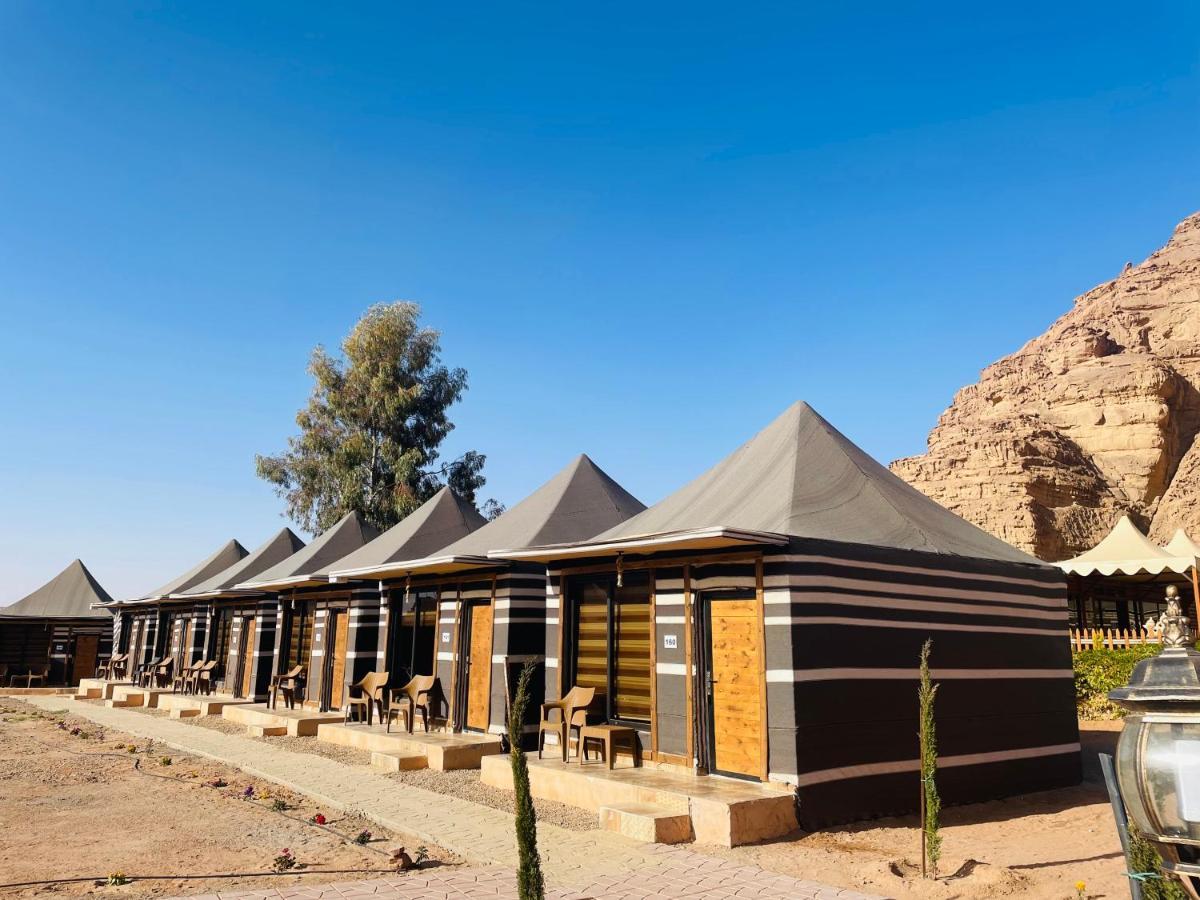 Hasan Zawaideh Camp Hotel Wadi Rum Bagian luar foto