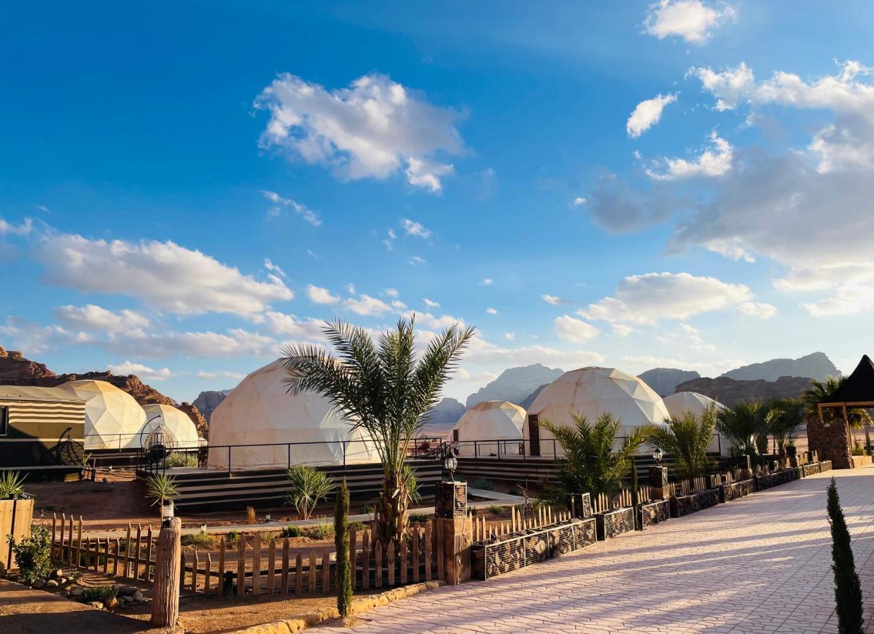 Hasan Zawaideh Camp Hotel Wadi Rum Bagian luar foto